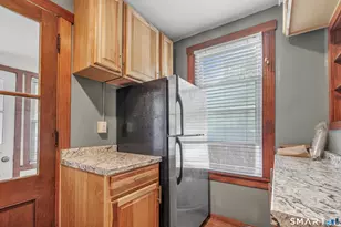 19 Washington Ave, Seymour, CT 06483 - Photo 18