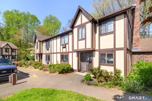 217 Foxwood Ln, Milford, CT 06461 - Photo 2