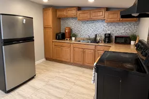 40-42 Webster St, Hartford, CT 06114 - Photo 14
