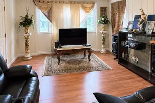 40-42 Webster St, Hartford, CT 06114 - Photo 4