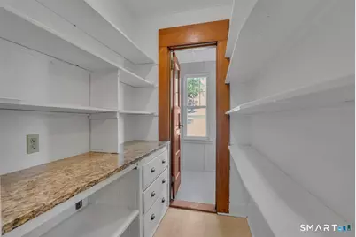 152 Brace Road, West Hartford, CT 06107 - Photo 14