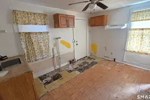 162 Cleveland Ave, Hartford, CT 06120 - Photo 12