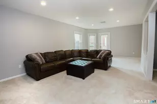 15 Highland St, West Hartford, CT 06119 - Photo 2