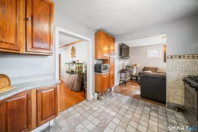 458 First Avenue, West Haven, CT 06516 - Photo 6