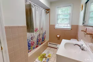 42 Kondracki Ln, Wallingford, CT 06492 - Photo 12