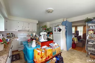 42 Kondracki Ln, Wallingford, CT 06492 - Photo 6