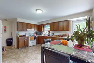 42 Kondracki Ln, Wallingford, CT 06492 - Photo 16