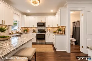 27 Seminole Ave, Waterbury, CT 06705 - Photo 6