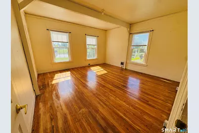 9 Providence Street, Putnam, CT 06260 - Photo 4