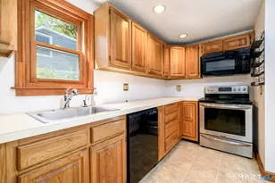 241 Strawberry Hill Ave, Norwalk, CT 06851 - Photo 10