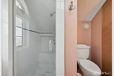 33 Pleasant Street, Danbury, CT 06810 - Photo 24