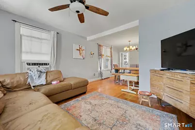 33 Pleasant Street, Danbury, CT 06810 - Photo 4