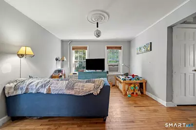 33 Pleasant Street, Danbury, CT 06810 - Photo 8