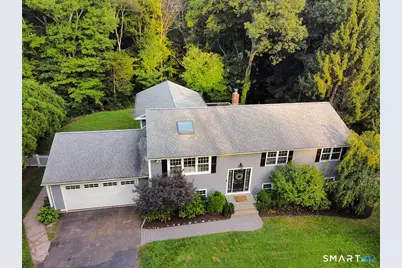 81 Old Coach Highway, Hamden, CT 06518 - Photo 2