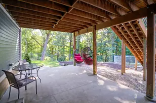 81 Old Coach Hwy, Hamden, CT 06518 - Photo 40