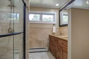 81 Old Coach Hwy, Hamden, CT 06518 - Photo 14