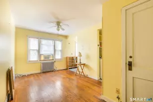 744 Canaan Rd, Bridgeport, CT 06610 - Photo 2