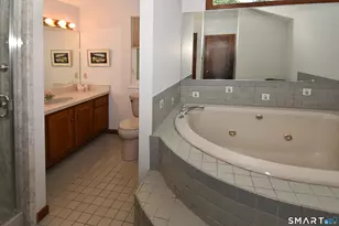 301 Sandstone Dr, South Windsor, CT 06074 - Photo 28