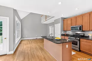 3 Cavendish Pl, Avon, CT 06001 - Photo 16