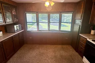 133 West Main St, Clinton, CT 06413 - Photo 14