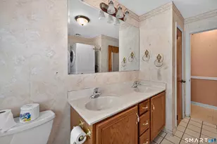 3430 E Main St, Waterbury, CT 06705 - Photo 12