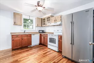 266 Alden St, Fairfield, CT 06824 - Photo 16
