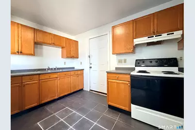 13 Jefferson Avenue #4, New London, CT 06320 - Photo 8