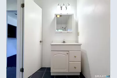 13 Jefferson Avenue #4, New London, CT 06320 - Photo 22