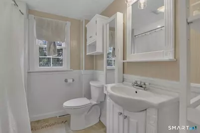 81 Lydale Place, Meriden, CT 06450 - Photo 14