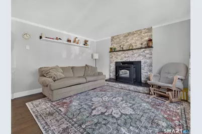 28 Martin Court, Montville, CT 06382 - Photo 4