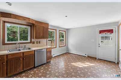 515 Gracey Avenue, Meriden, CT 06451 - Photo 10