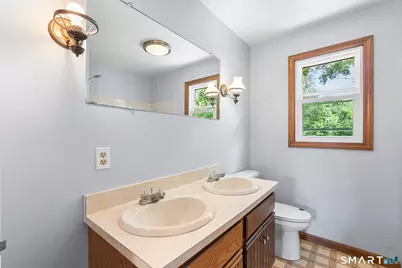 515 Gracey Avenue, Meriden, CT 06451 - Photo 20