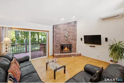 125 Lamplighter Drive, Manchester, CT 06040 - Photo 2