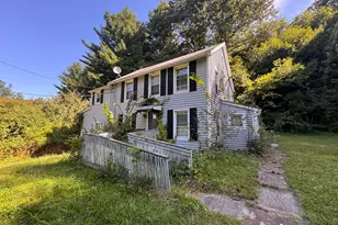 29 Shadow Ln, Cromwell, CT 06416 - Photo 1