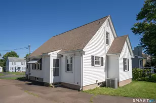 28 Byrd Rd, Wethersfield, CT 06109 - Photo 4