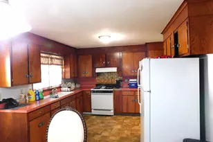 234 Queen St, Bridgeport, CT 06606 - Photo 10