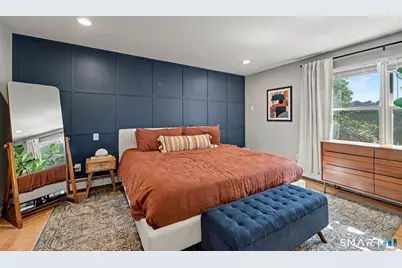 200 Woodridge Drive South, Stamford, CT 06902 - Photo 16