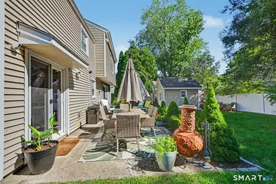 200 Woodridge Drive South, Stamford, CT 06902 - Photo 34
