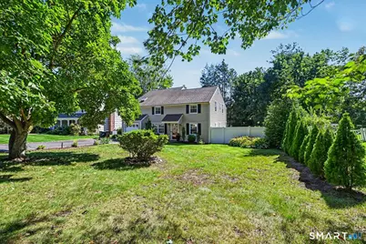 200 Woodridge Drive South, Stamford, CT 06902 - Photo 40