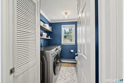 200 Woodridge Drive South, Stamford, CT 06902 - Photo 12