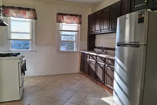 135 Sherwood Ave, Bridgeport, CT 06605 - Photo 2