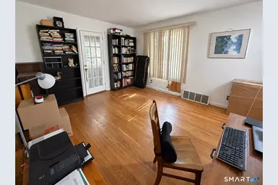 106 Greenhill Terrace, New Haven, CT 06515 - Photo 6