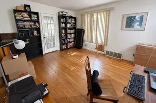 106 Greenhill Ter, New Haven, CT 06515 - Photo 6