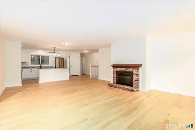 476 Commanche Lane #A, Stratford, CT 06614 - Photo 6