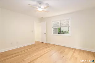 476 Commanche Ln, Stratford, CT 06614 - Photo 20