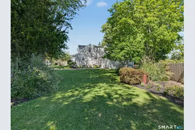 233 Beaumont Street, Fairfield, CT 06824 - Photo 32