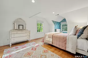 233 Beaumont St, Fairfield, CT 06824 - Photo 18