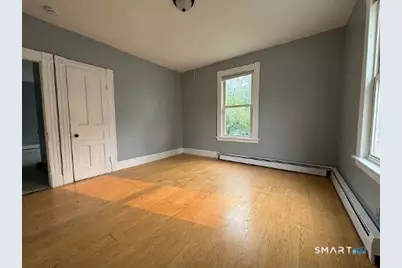 35 Madison Street, Waterbury, CT 06706 - Photo 10
