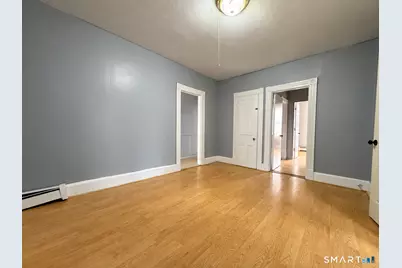 35 Madison Street, Waterbury, CT 06706 - Photo 12