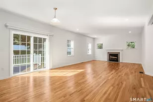 30 Glen Pl, Glastonbury, CT 06033 - Photo 6